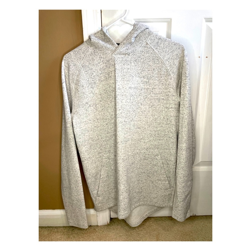 Nice, keep you warm hoodie
